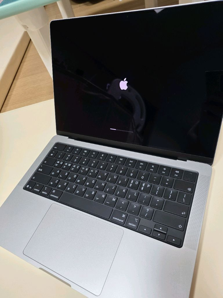 맥북프로 M5 14인치 32GB 2TB 이미지