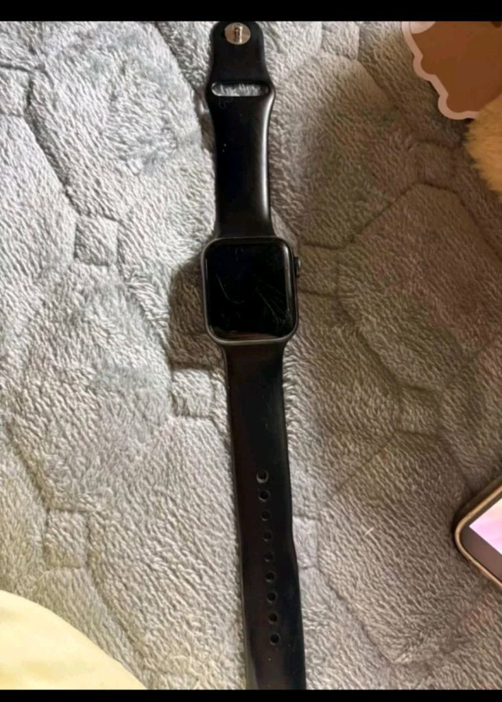 애플워치 SE 이미지