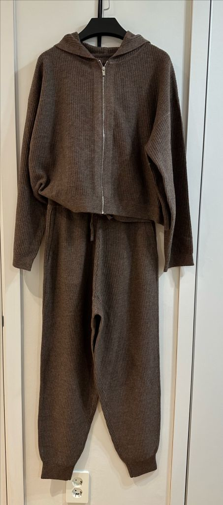 캐시미어 니트 후드집업 셋업 이미지