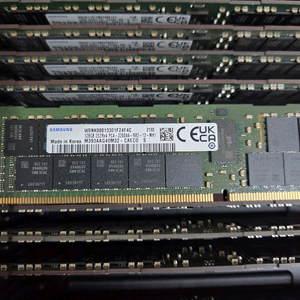 삼성 ddr4 128gb ecc 서버용 메모리 이미지