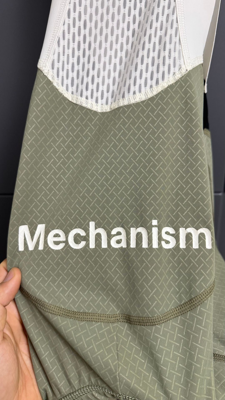 파노말스튜디오 메카니즘 빕숏 M 그린 이미지