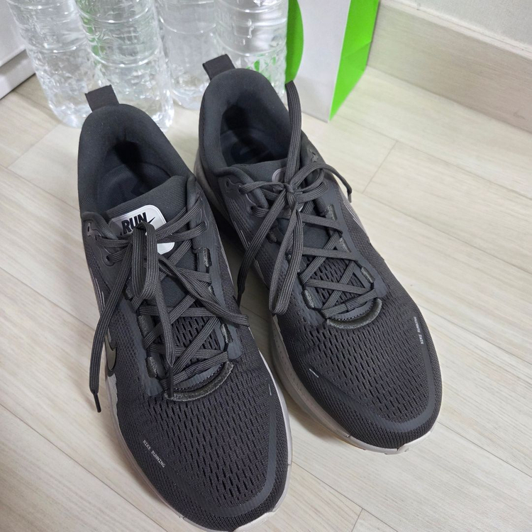 나이키 보메로18 딱 하루신은 제품 11만원 판매 (영수증on) 이미지