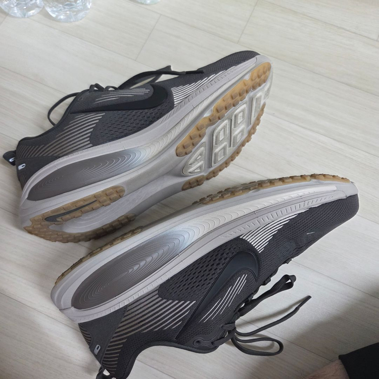 나이키 보메로18 딱 하루신은 제품 11만원 판매 (영수증on) 이미지