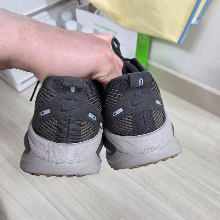 나이키 보메로18 딱 하루신은 제품 11만원 판매 (영수증on) 이미지