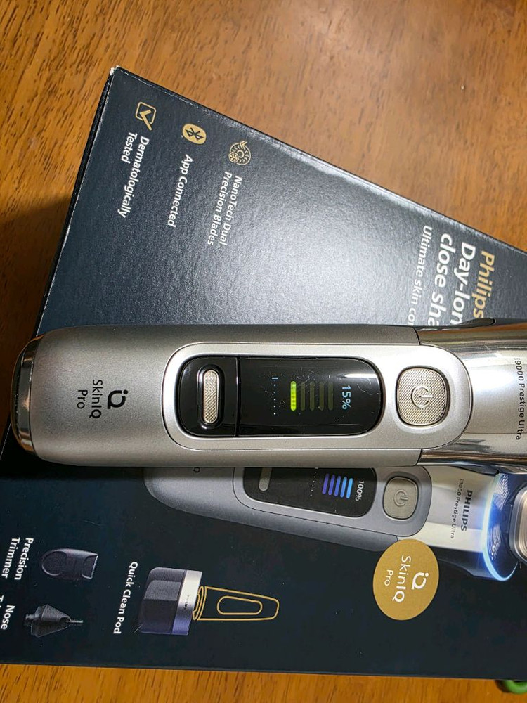 필립스 전기 면도기 i9000 프레스티지 울트라 XP9404/26 이미지