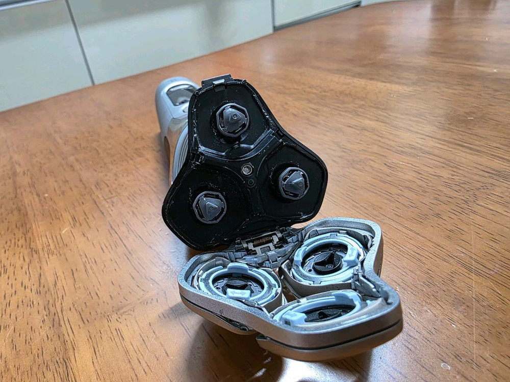 필립스 전기 면도기 i9000 프레스티지 울트라 XP9404/26 이미지