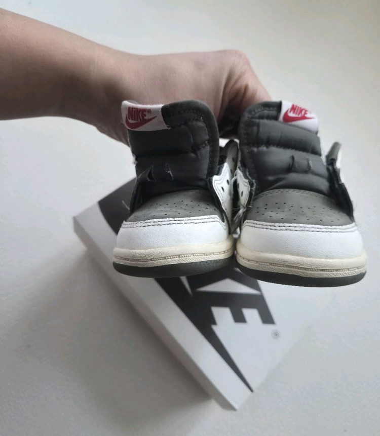 (140)나이키 조던1 트래비스 스캇 올리브 TD 이미지