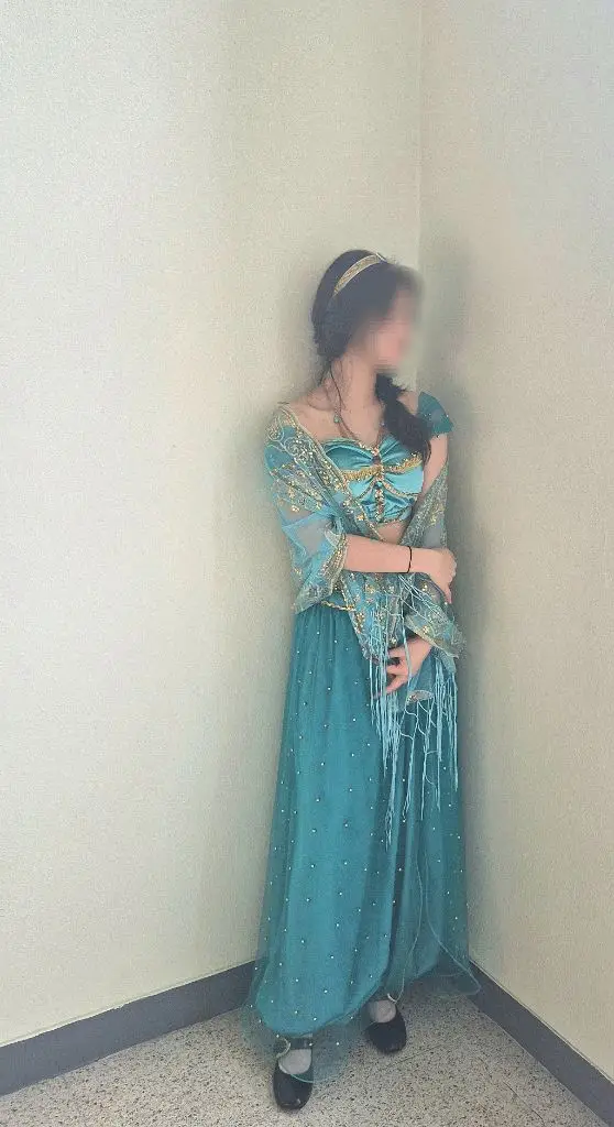 졸업사진 자스민 의상 대여합니다 이미지