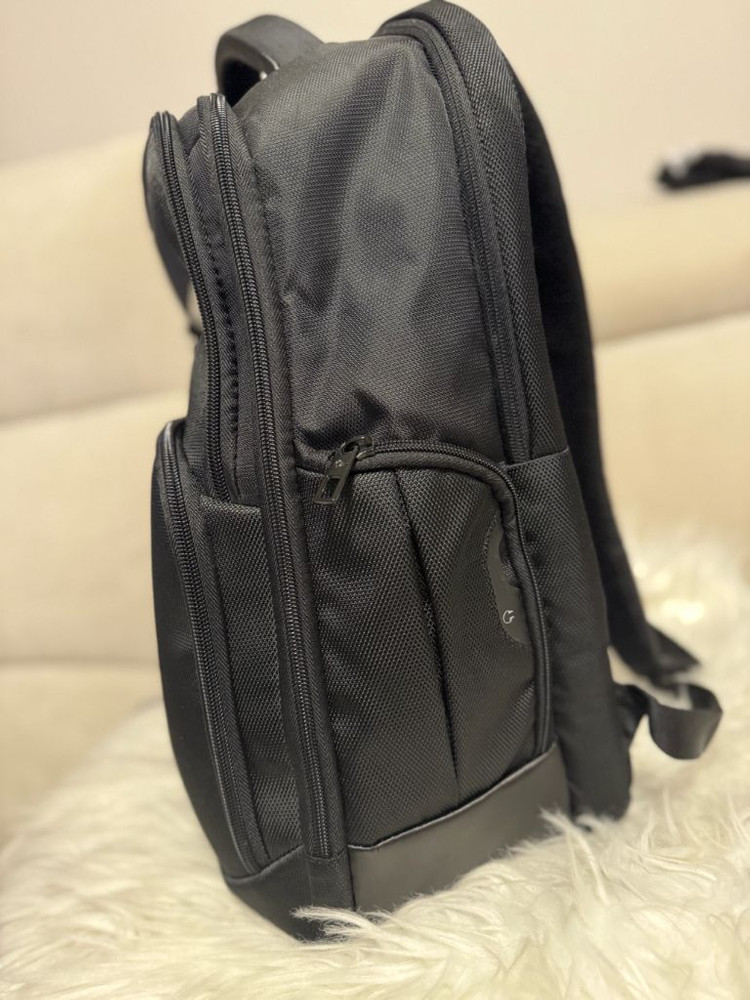 소지섭착용 샘소나이트 비즈니스 백팩 통근가방 노트북 수납가능 이미지