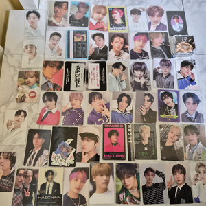 세븐틴 에이티즈 엔시티 드림 엔시티127 포카 증사 시그 해찬 정한 우영 종호 지성 디노 호시 마크 홍중 에스쿱스 이미지