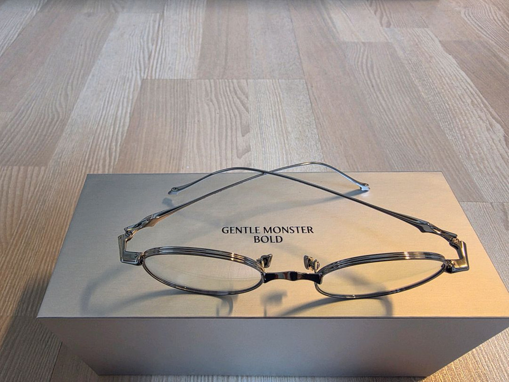 젠틀몬스터 EP 02 안경 이미지