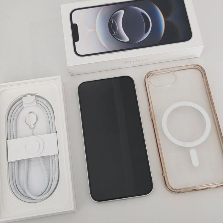 아이폰16e 256GB 자급제 이미지