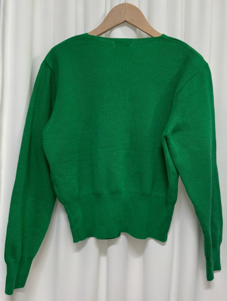 브이넥 그린 가디건 이미지