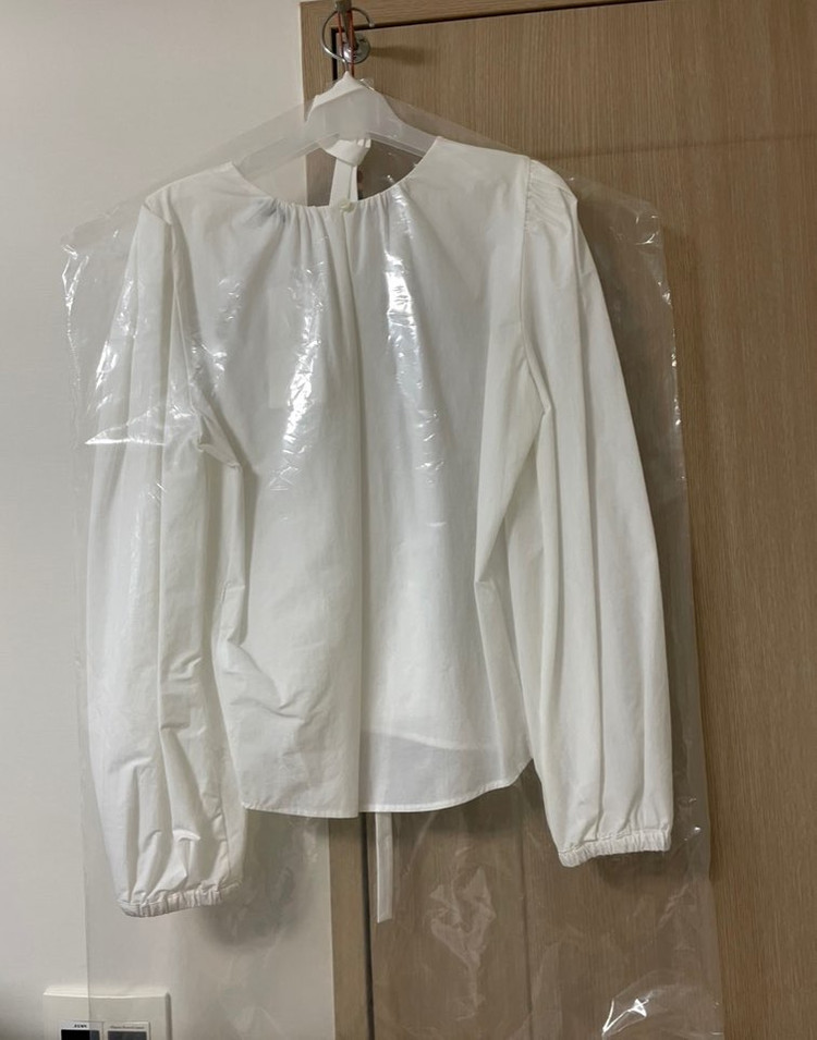 시에 캐런 벨티드 셔링 블라우스 화이트 f 이미지