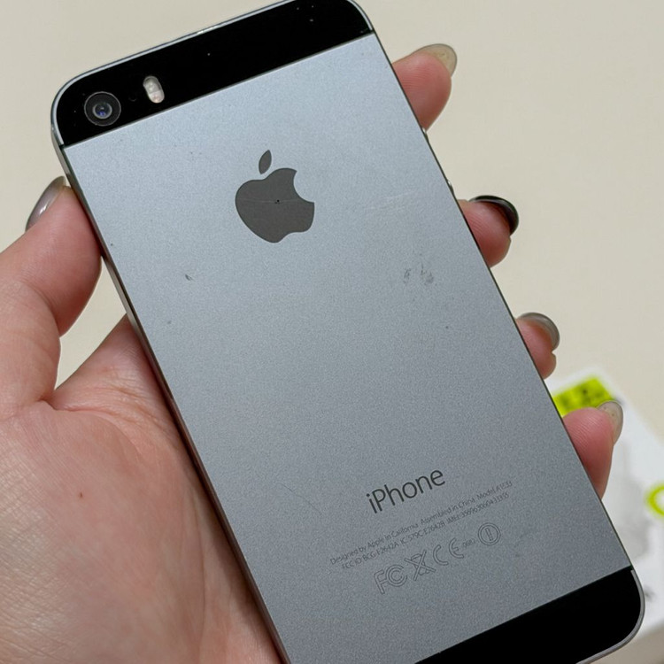 아이폰 5s 스페이스그레이 16기가 미국판 (무음) 이미지