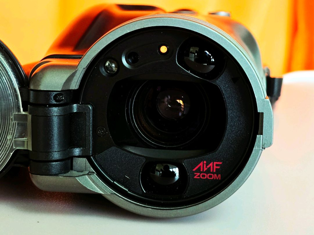 캐논 오토보이 제트(Canon Autoboy Jet) 필름 카메라 이미지