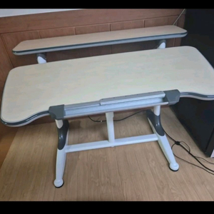 니스툴그로우책상 이미지