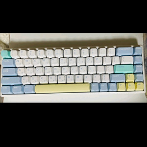 반택포한성 Meringue GK868B PRO 키보드 이미지