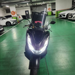 혼다 pcx125 22년식 서류3장 싸게 판매합니다 이미지