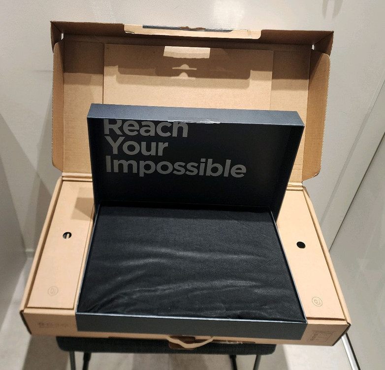 레노버 리전 9i 3D 노트북 이미지