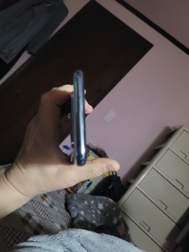 LG Q61 화이트 64GB 부품용으로 팝니다 이미지