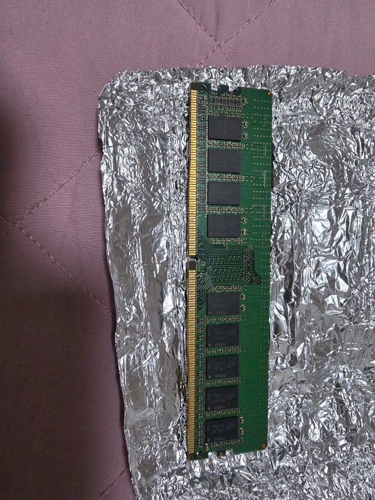 마이크론 ddr4 ecc 16기가 1개 이미지
