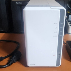 시놀로지 DS220j 이미지