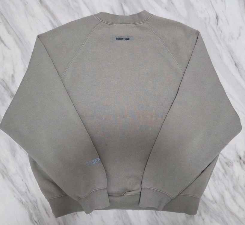 피오갓에센셜 크루넥 스웻셔츠 이미지