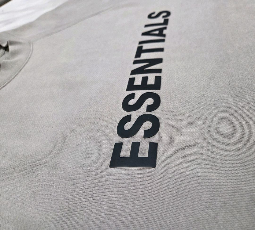 피오갓에센셜 크루넥 스웻셔츠 이미지