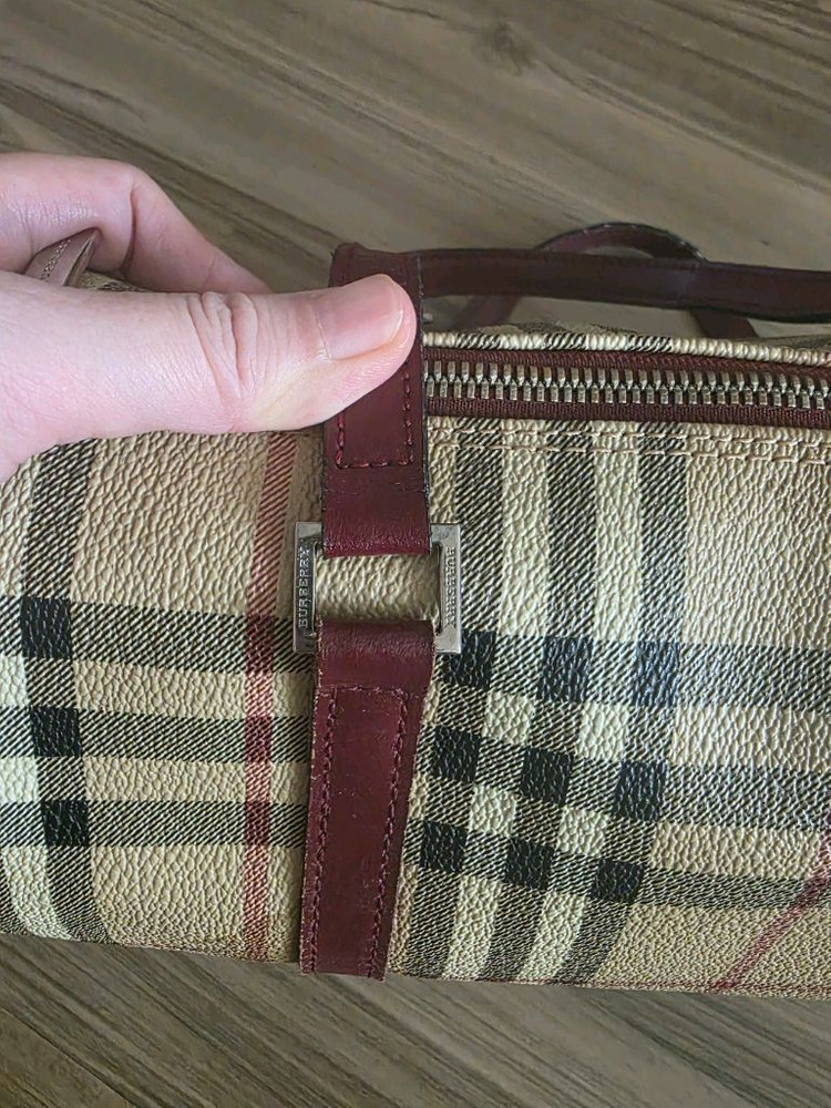 버버리 토트백(정품 이미지