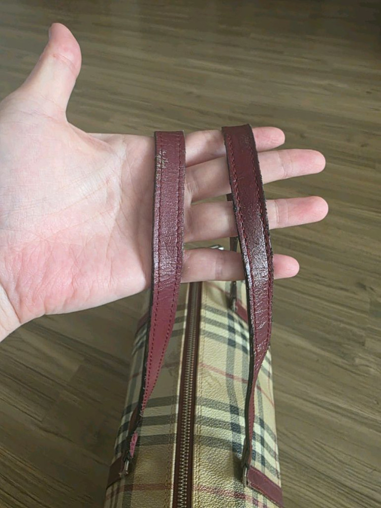 버버리 토트백(정품 이미지