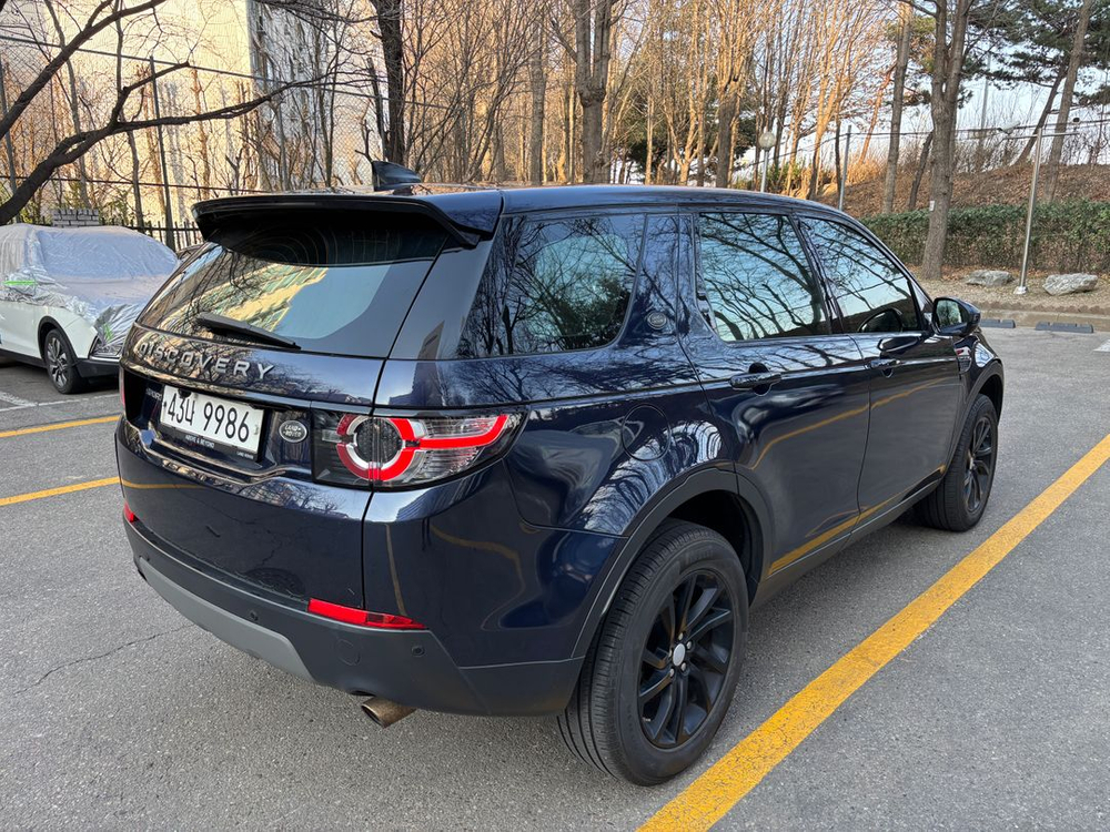 [랜드로버] 디스커버리 스포츠 2.0 TD4 SE 2017년식 이미지