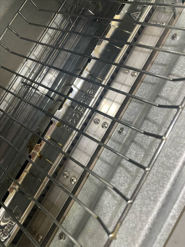 발뮤다 토스터기(쇼콜라) 이미지