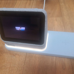 구글 어시스턴트 AI스피커 레노버 스마트클락 2세대 팝니다led도 들어와서 이쁩니다 이미지