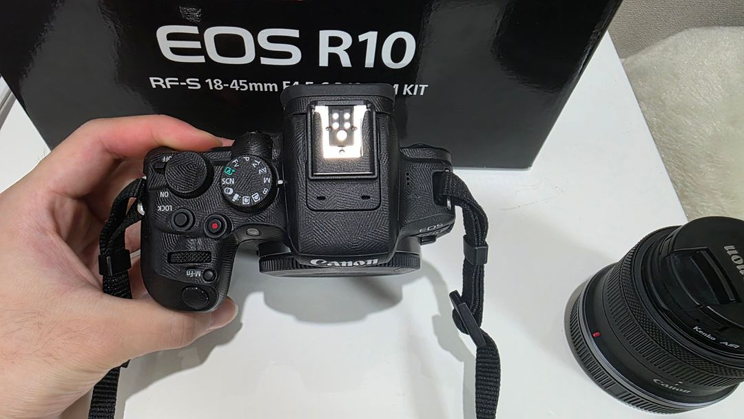 (급처)미러리스 카메라 + RF-S 18-45mm 렌즈 키트 이미지