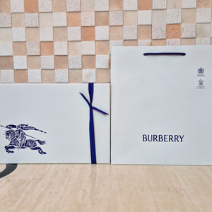 [백화점정품]버버리 박스+쇼핑백+리본+속지 풀구성품,버버리 가방,버버리 지갑,버버리 패딩,버버리 이미지