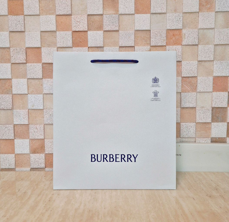 [백화점정품]버버리 박스+쇼핑백+리본+속지 풀구성품,버버리 가방,버버리 지갑,버버리 패딩,버버리 이미지