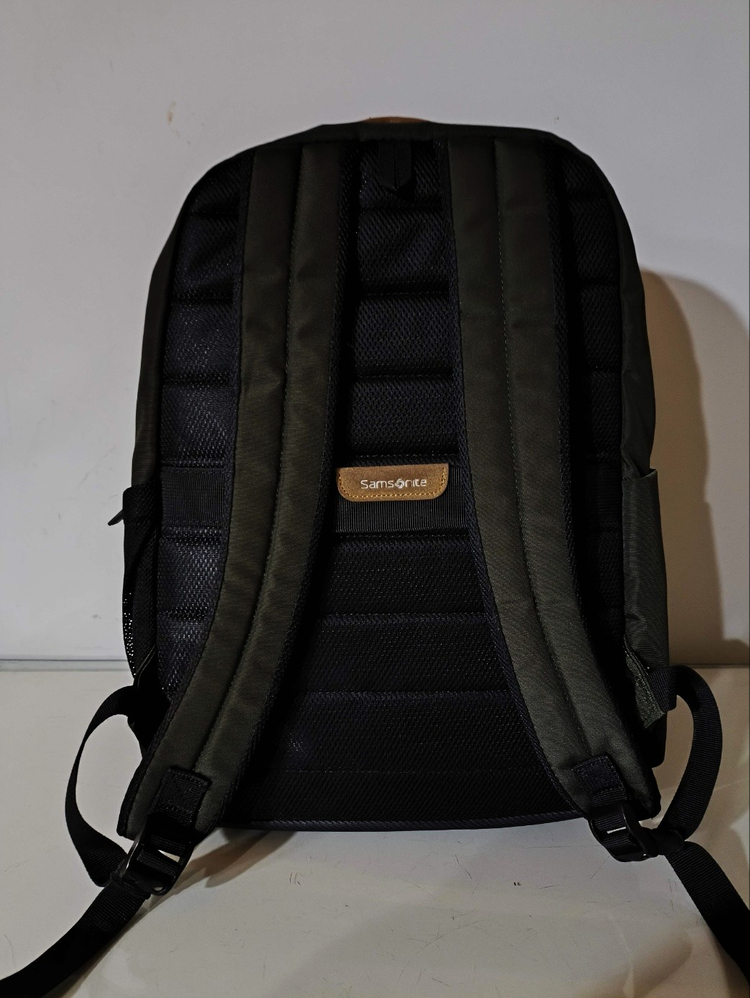 샘소나이트 레드 멀티포켓 노트북백팩 이미지