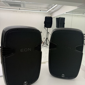 JBL 515XT 버스킹 공연 스피커 판매합니다 (2통 세트) 이미지