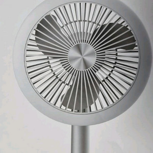 [미개봉 제품] 솔러스에어 휴대용 미니 탁상용 무선 선풍기 AIR601TFW 이미지