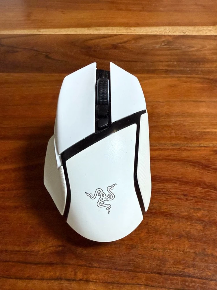 비실리스크 v3 pro, 충전독 팝니다. 이미지