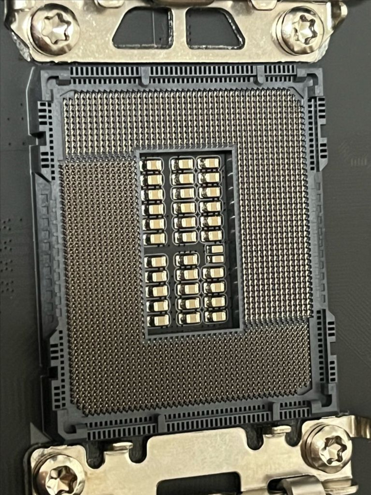 기가바이트 Z790 어로스마스터 팝니다 이미지