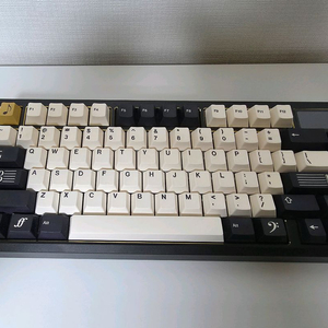 커스텀 키보드 zoom75 se black(줌75) + 비선로우 스위치 이미지