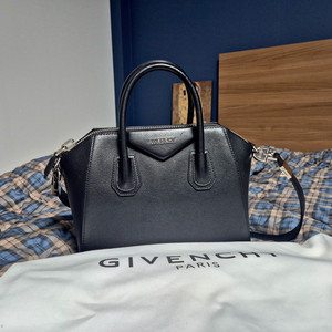 지방시 안티고나 고트스킨 토트백 이미지