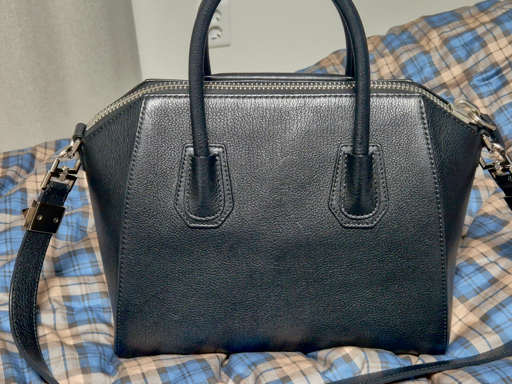 지방시 안티고나 고트스킨 토트백 이미지