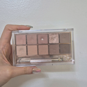 단종템)클리오 프로 아이 팔레트 11 아늑한골목산책 이미지