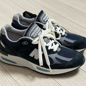 뉴발란스 991 V2 네이비 260 이미지