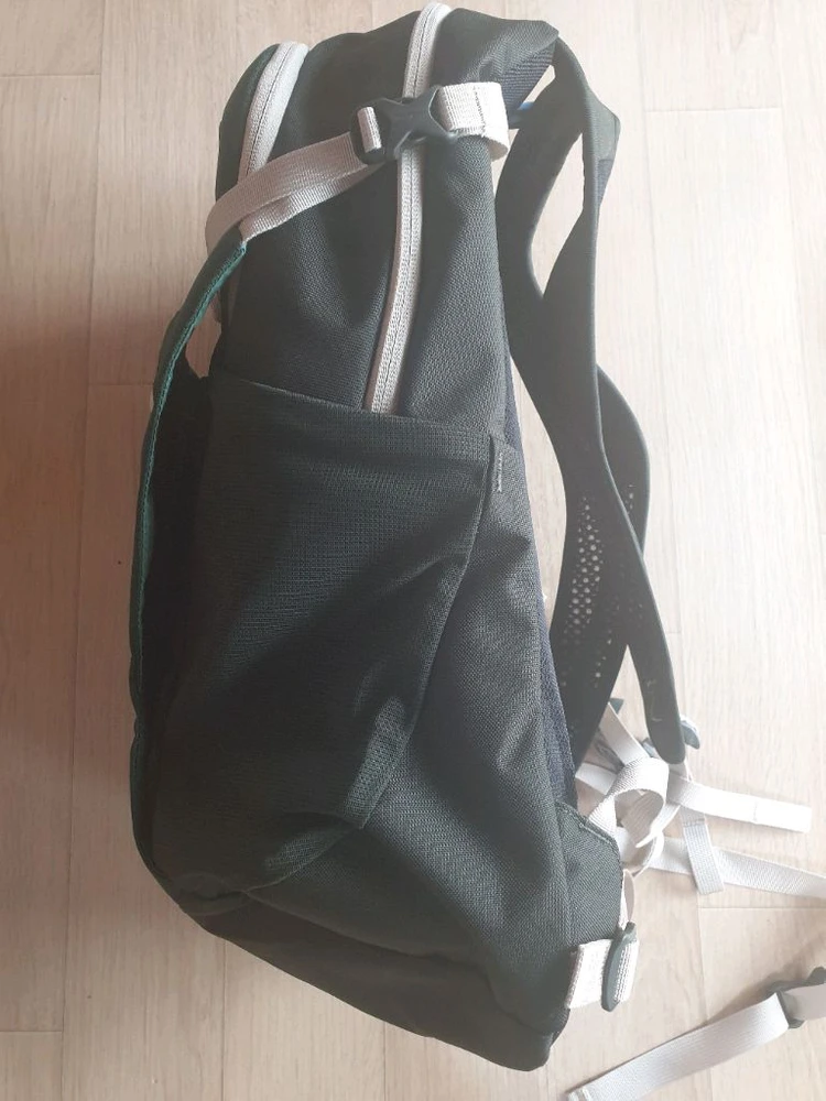 오스프리 데이라이트 플러스 20L 이미지