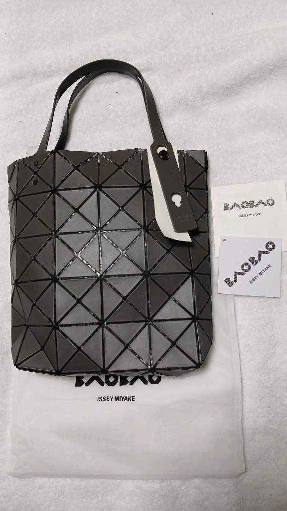 바오바오 토트백 팝니다 이미지