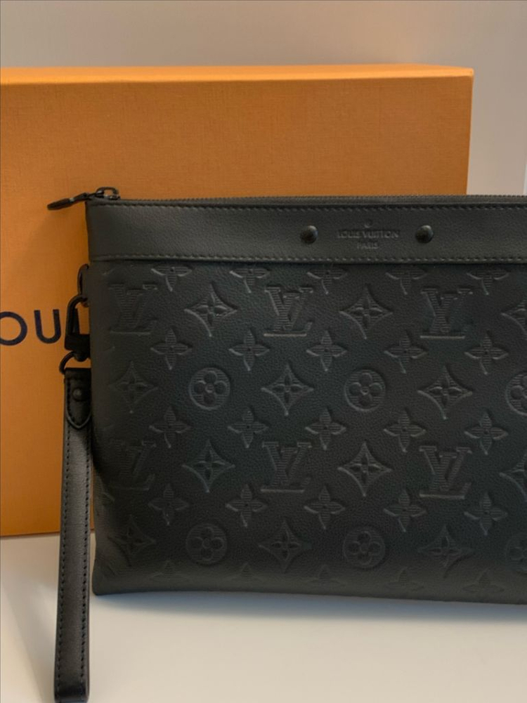 루이비통 클러치백 M81570 이미지